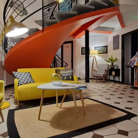Hotel La Croisette & Restaurant Bistrot Gantier En Centre