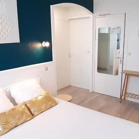 La Croisette & Restaurant Bistrot Gantier En Centre