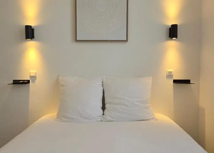 La Croisette & Restaurant Bistrot Gantier En Centre 2*