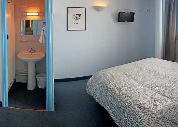 La Croisette & Restaurant Bistrot Gantier En Centre 2*