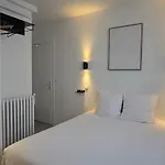 Hotel La Croisette & Restaurant Bistrot Gantier En Centre
