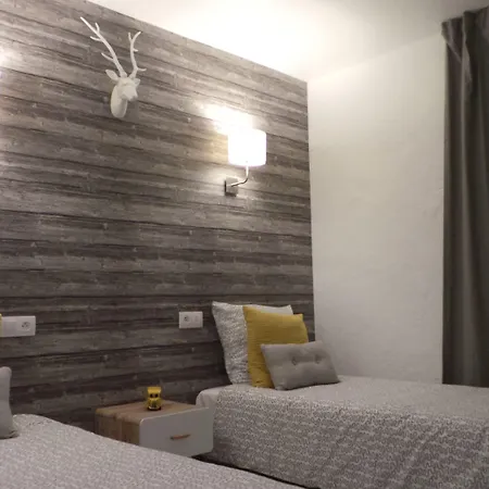 La Croisette & Restaurant Bistrot Gantier En Centre