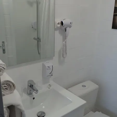 La Croisette & Restaurant Bistrot Gantier En Centre Hotel 2*