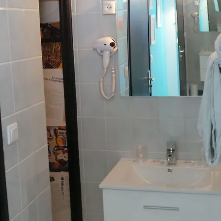 La Croisette & Restaurant Bistrot Gantier En Centre Hotel Royan