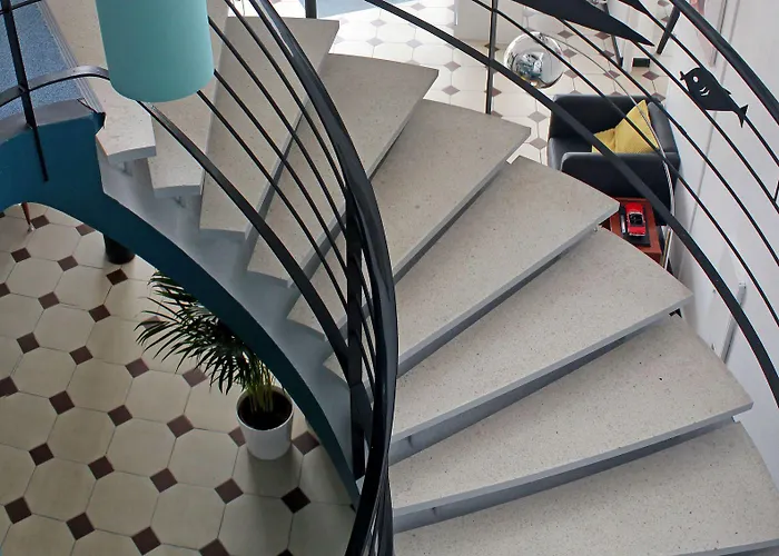 La Croisette & Restaurant Bistrot Gantier En Centre 2*