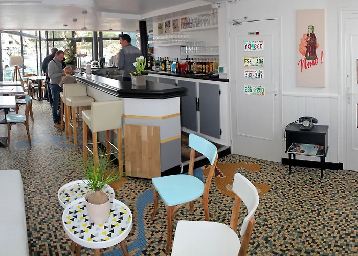 La Croisette & Restaurant Bistrot Gantier En Centre 2* Ρουαγιάν