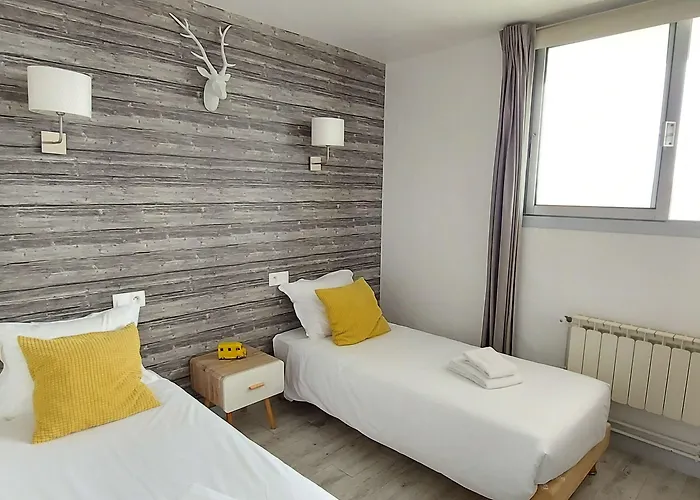 Hotel La Croisette & Restaurant Bistrot Gantier En Centre 2*