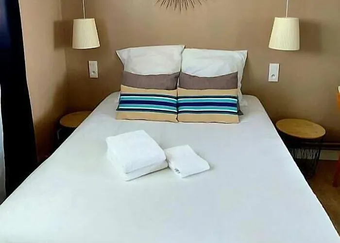 La Croisette & Restaurant Bistrot Gantier En Centre 2* Ρουαγιάν