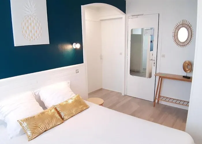 La Croisette & Restaurant Bistrot Gantier En Centre